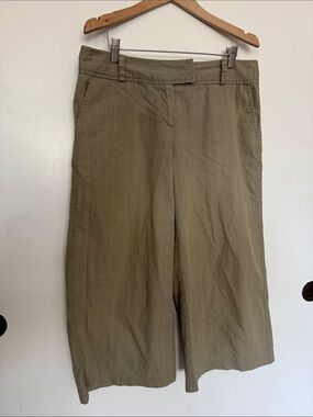 Liquid Olive Pinstripe Wide-Leg Bermuda Capris